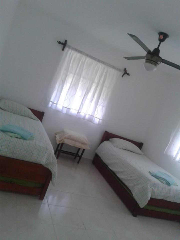 Posada Dilia Del Alba Santo Domingo Exteriör bild